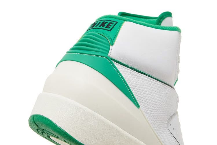 Air Jordan 2 Retro GS WhiteLucky GreenOff WhiteLt Steel Grey