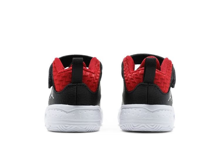 Air Jordan Max Aura 3 TD Bred