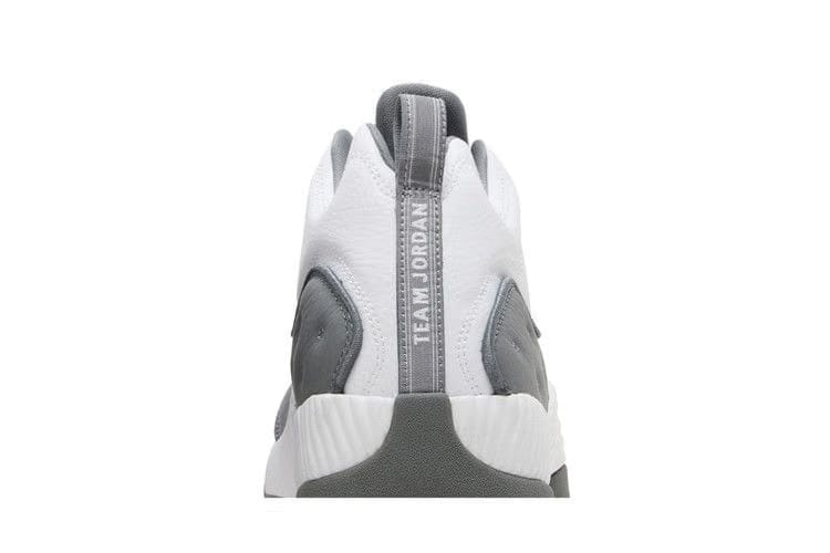 Air Jordan Jumpman Team 2 White Cool Grey