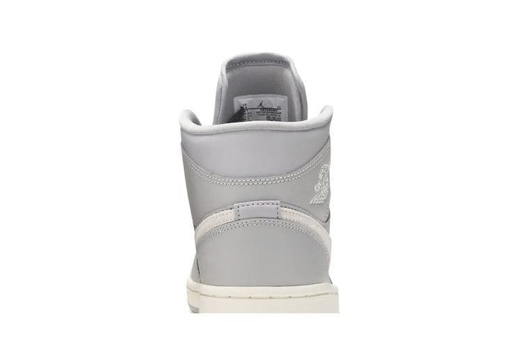 Wmns Air Jordan 1 Mid 'Grey Light Bone'
