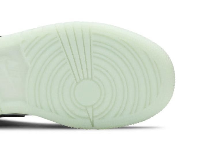 Air Jordan 1 Mid SE GS Glow in the Dark Panda