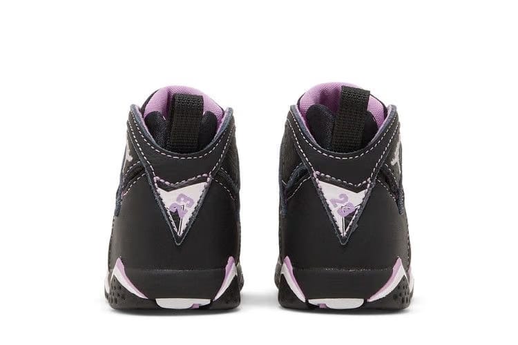 Air Jordan 7 Retro TD Barely Grape
