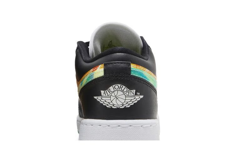 Air Jordan 1 Low SE GS Drip
