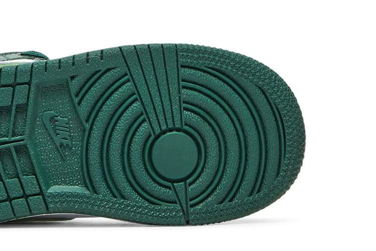 Air Jordan 1 Mid TD Sonics