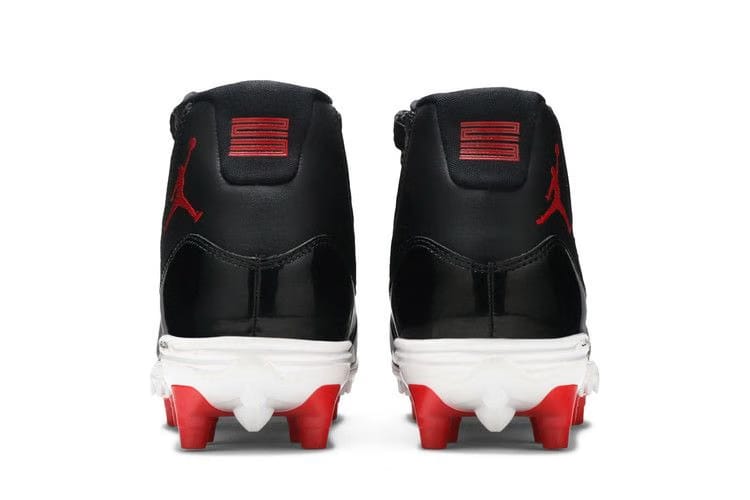 Air Jordan 11 Retro Cleat Bred