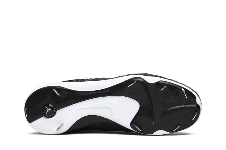 Air Jordan 7 Retro Metal Cleat Oreo