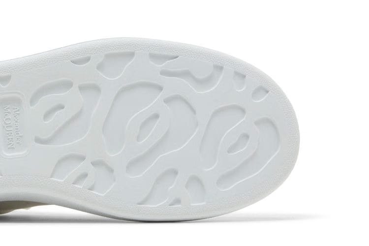 Alexander McQueen Oversized Sneaker Faded Heel - White Black Silver
