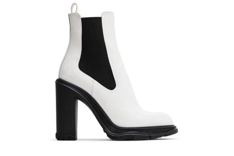 Alexander McQueen Wmns Tread Slick Heeled Chelsea Boot 'Ivory Black'