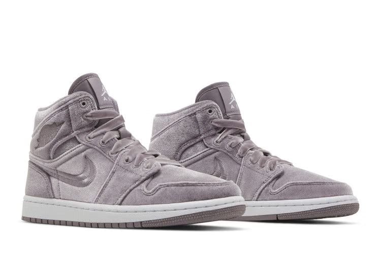 Air Jordan 1 Mid Purple Velvet