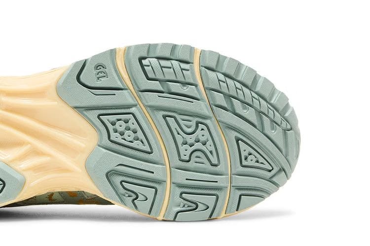 Asics Gel Kayano 14 Pure Gold Cold Moss