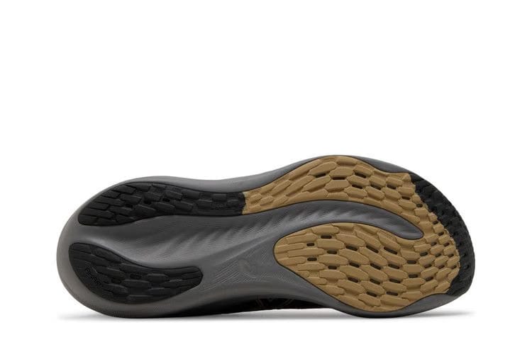 Asics Gel Nimbus 26 Platinum Black Champagne
