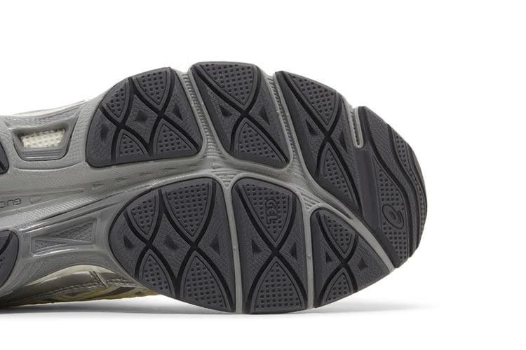 emmi x ASICS Wmns Gel NYC 'Silver Huddle Yellow'