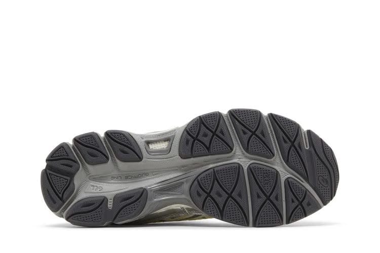 emmi x ASICS Wmns Gel NYC 'Silver Huddle Yellow'
