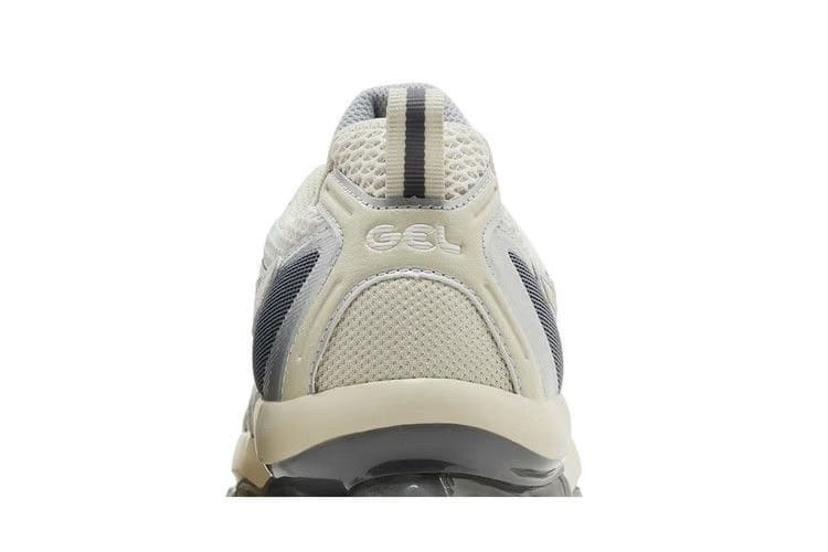 Asics Gel Quantum Kinetic White Light Dust