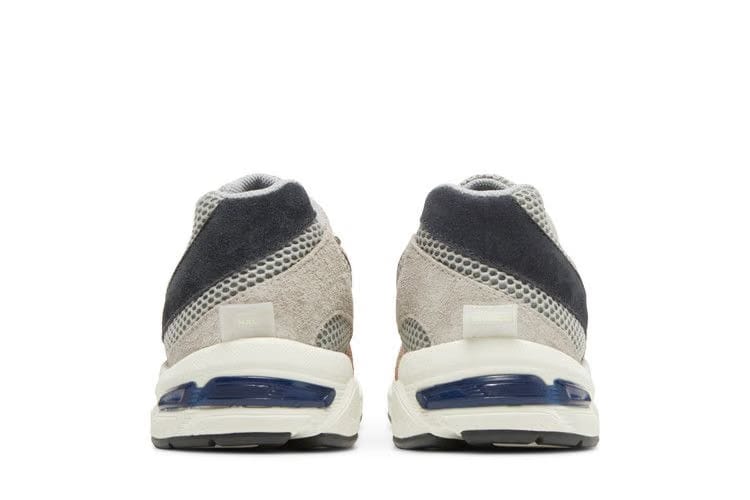 HAL STUDIOS x ASICS Gel 1130 Earth