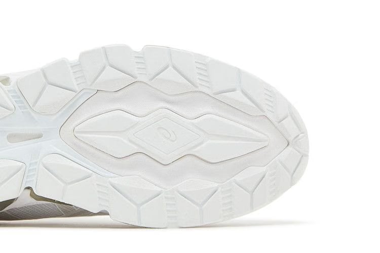 Asics Gel Quantum 360 7 Triple White