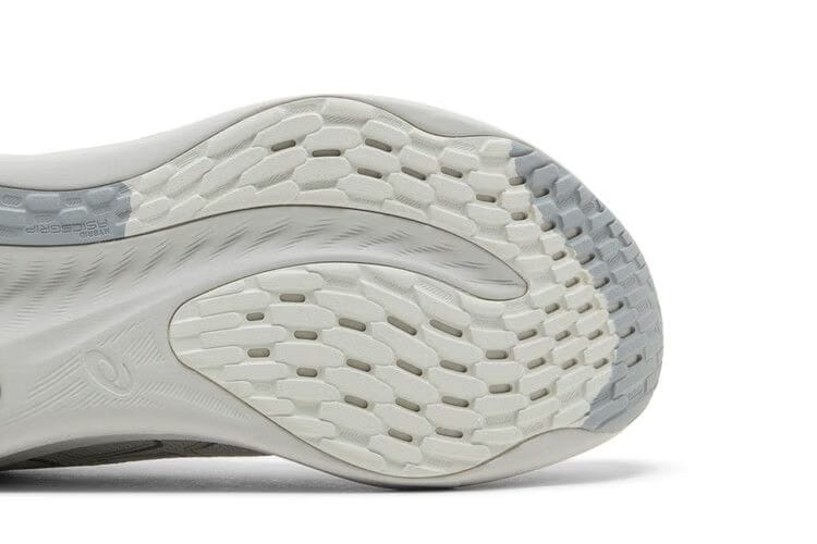 Asics Gel Nimbus 26 Concrete Pure Silver