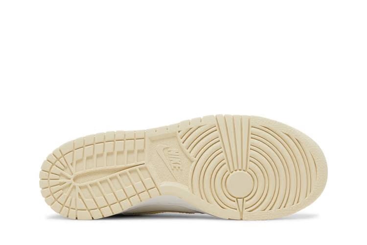 Nike Dunk Low SE Easter 2023 GS – image 3 of 5 Nike Dunk Low SE Easter 2023 GS – image 3 of 5