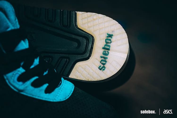 Solebox x ASICS Gel Lyte 3 Blue Carpenter Bee
