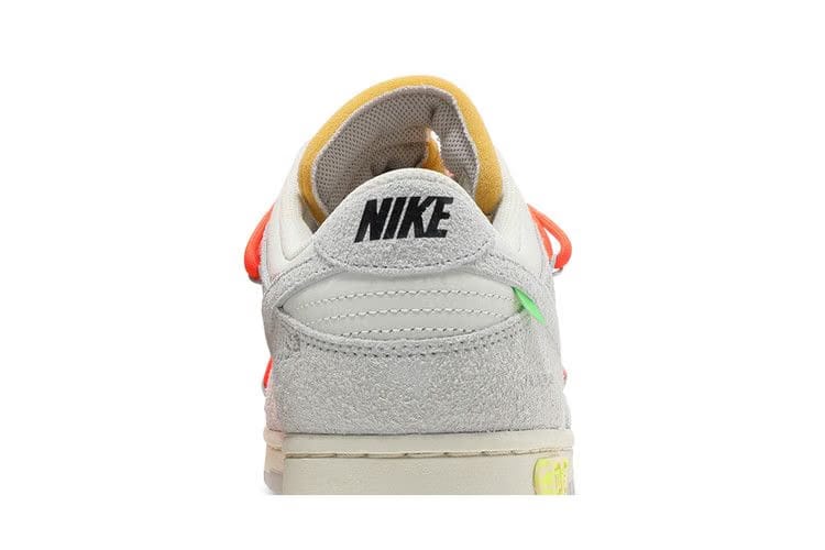 NIKE DUNK LOW OFF-WHITE LOT 11