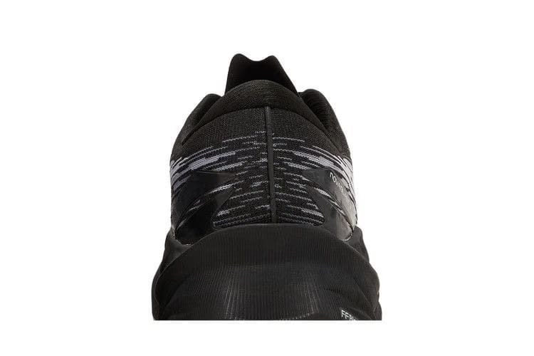 Asics Novablast 3 Black White