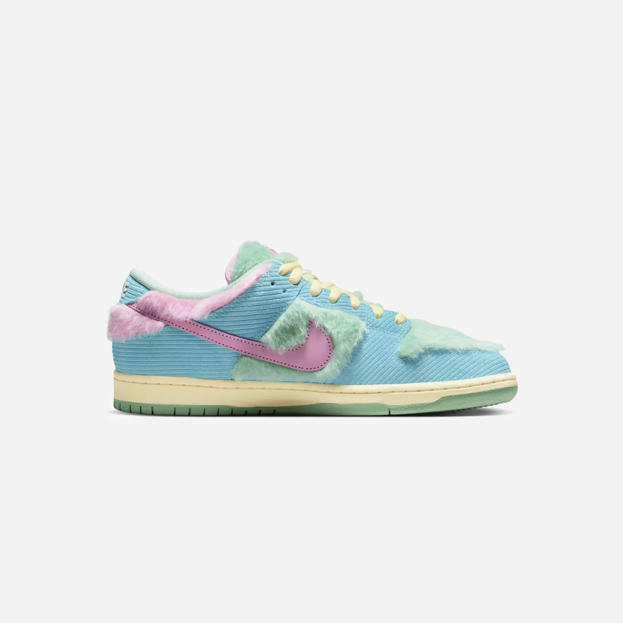 Nike SB Dunk Low Verdy Visty
