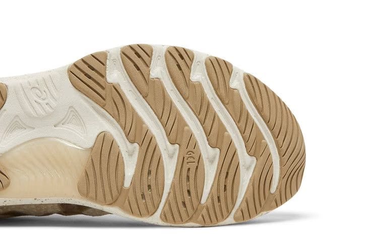 Asics Gel Nimbus 23 Earth Day