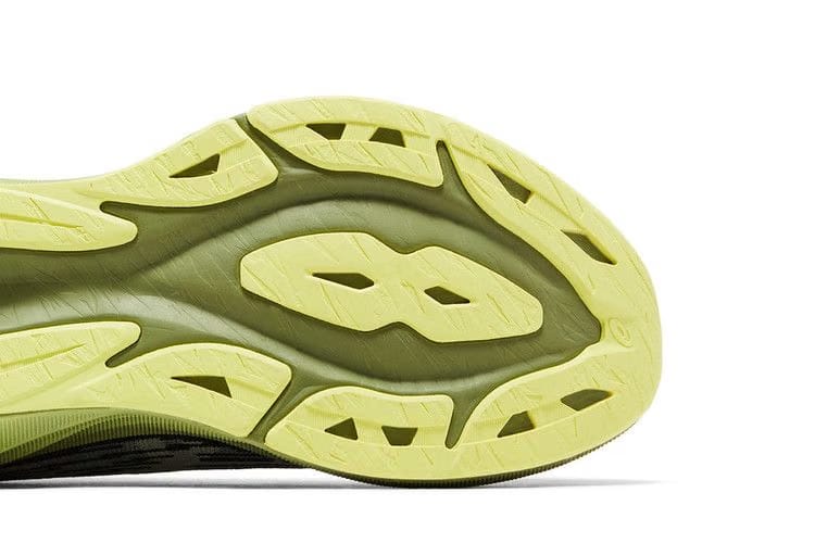 Asics Novablast 3 Black Dried Leaf Green