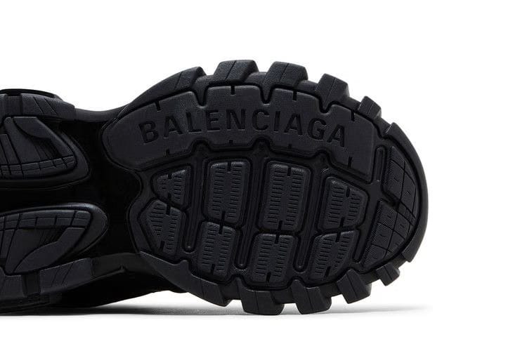 Balenciaga Wmns Track Sneaker 'Fake Fur - Black Pink'