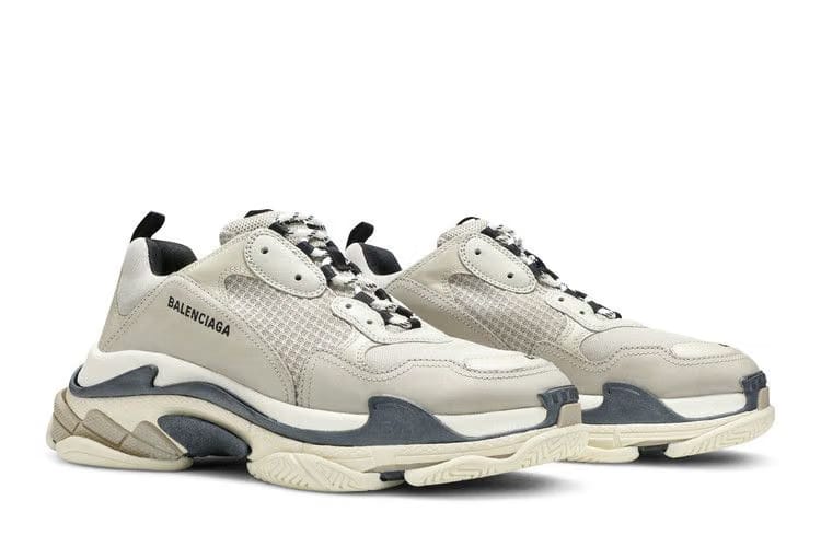 Balenciaga Triple S Sneaker Vanille