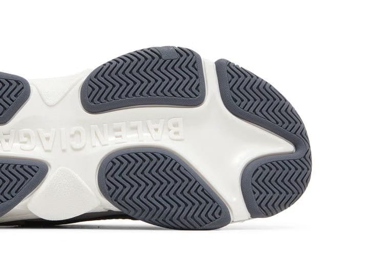 Balenciaga Triple S Sneaker Grey