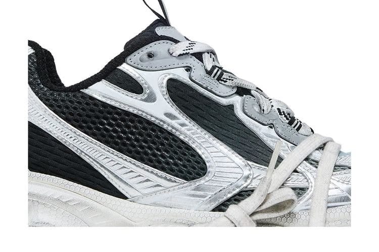 Balenciaga Wmns 3XL Sneaker 'Worn-Out Gradient - Black Grey White'