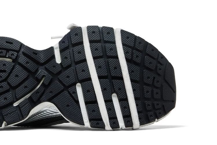Balenciaga Wmns 3XL Sneaker 'Worn-Out Gradient - Black Grey White'