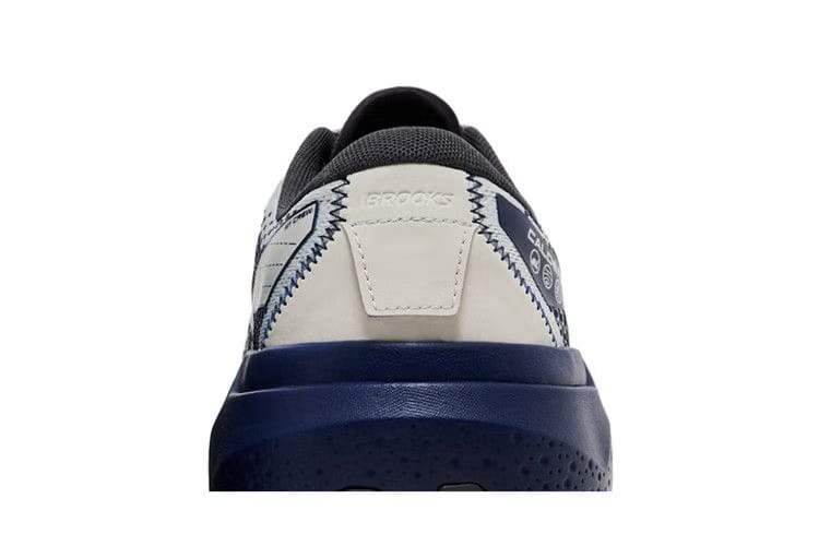 Brooks Caldera 6 Oyster Blue Depths