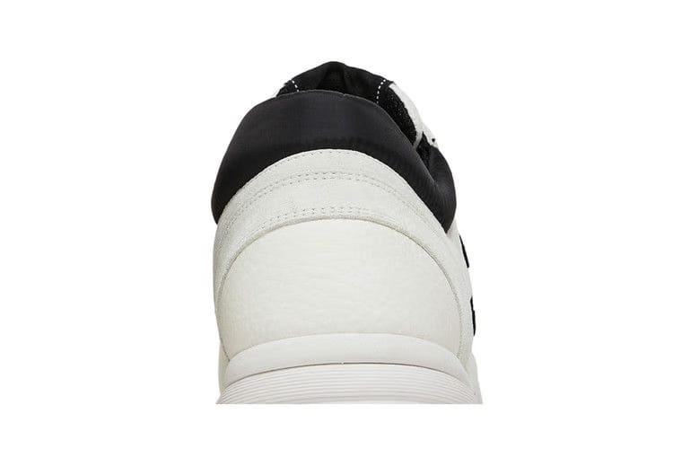 Chanel Sneaker White Black