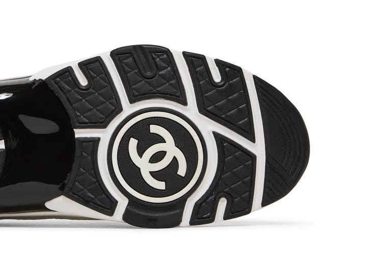 Chanel Sneaker White Black