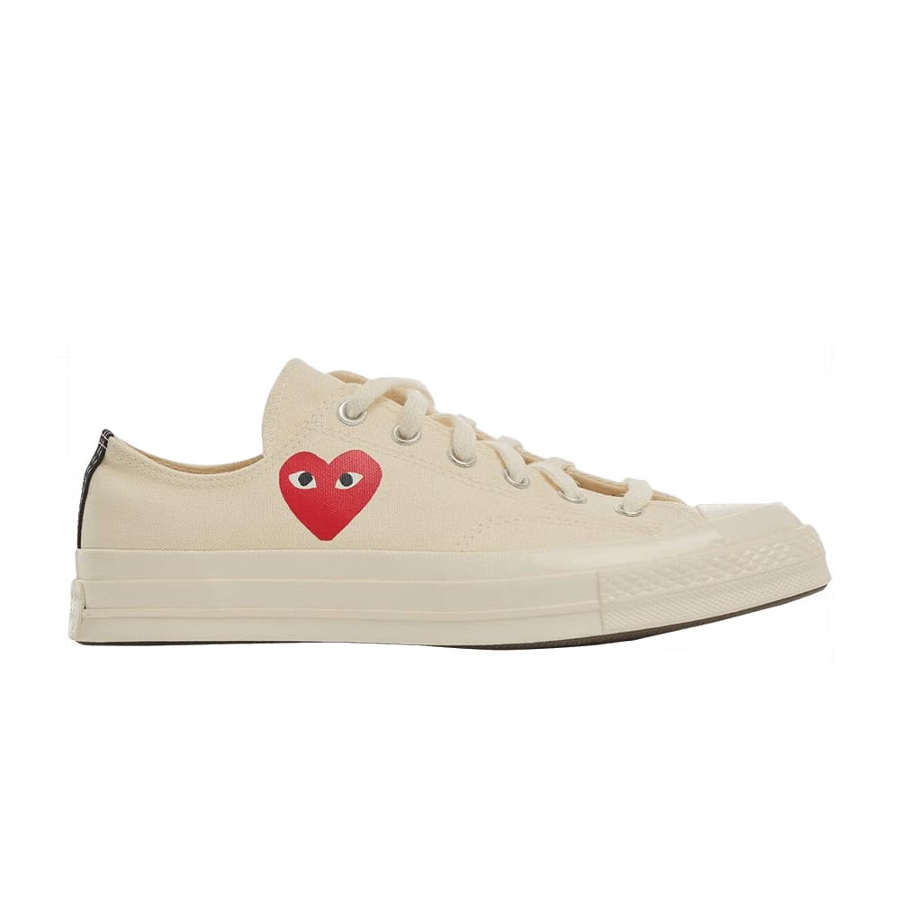 Comme des Garçons PLAY x Chuck 70 Low Small Red Heart - Beige