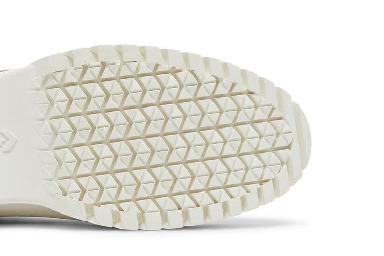 Converse Wmns Chuck Taylor All Star Lugged Winter 2.0 'Hummus'