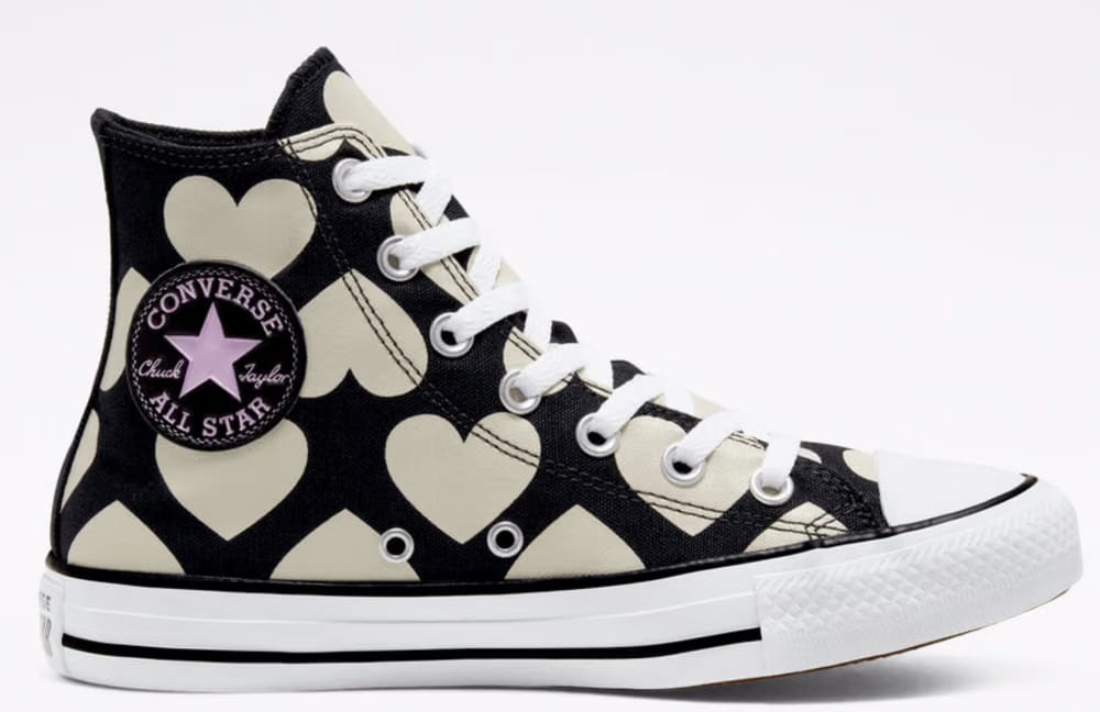 Converse Chuck Taylor All Star Hi Hearts