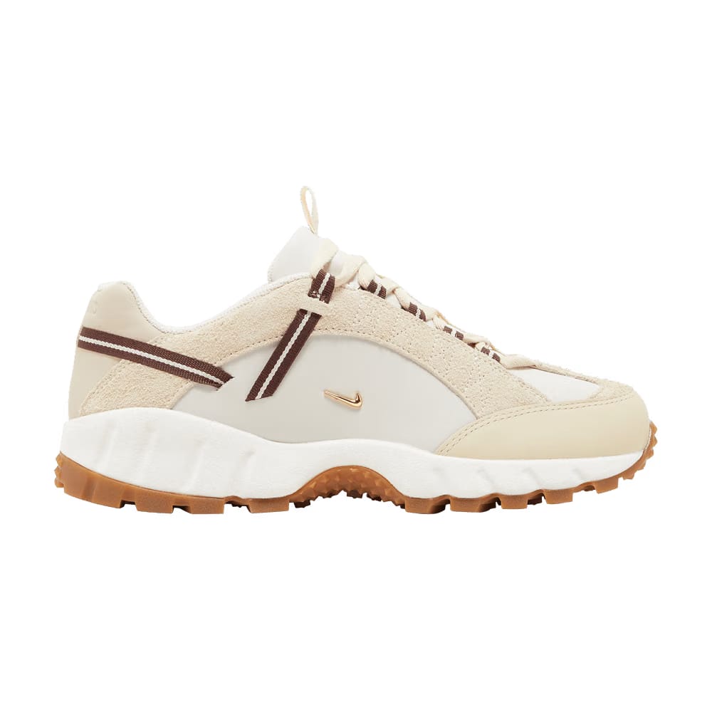 Nike Air Humara LX Jacquemus Light Bone Gold (W)