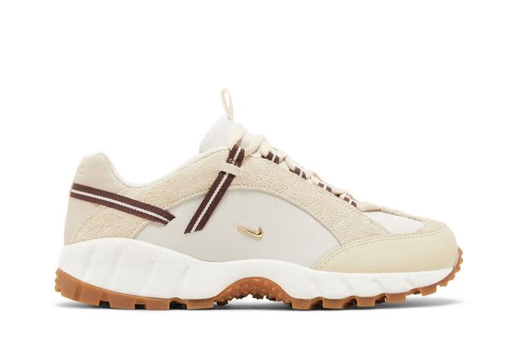 Nike Air Humara LX Jacquemus Light Bone Gold (W)