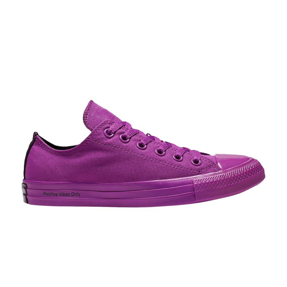 OPI x Converse Chuck Taylor All Star Low Positive Vibes Only