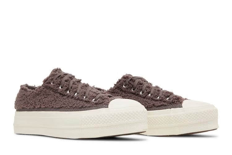 Converse Wmns Chuck Taylor All Star Platform Low 'Cozy Sherpa - Violet Ore'