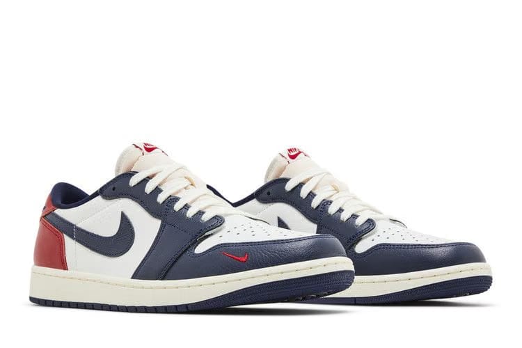 Air Jordan 1 Retro Low OG Howard University