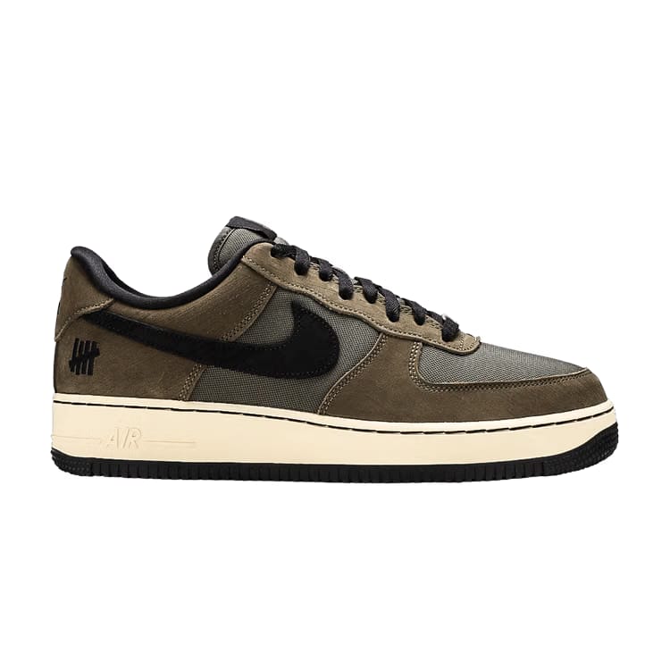 Nike Air Force 1 Low SP Undefeated Ballistic Dunk Vs. Af1