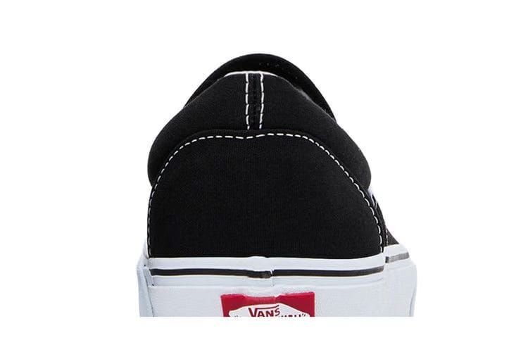 Vans Classic Slip-On TM Glow Skull