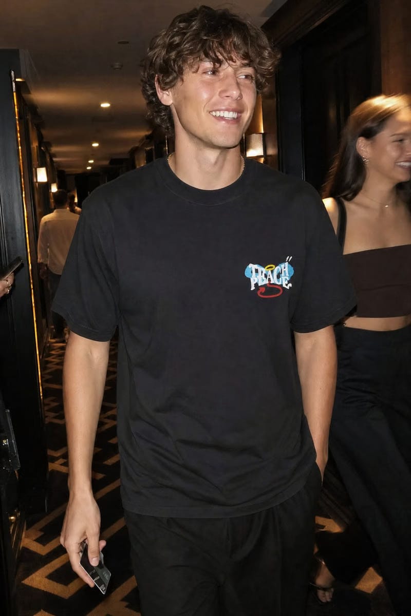 City Off Domes Peace Black T-Shirt