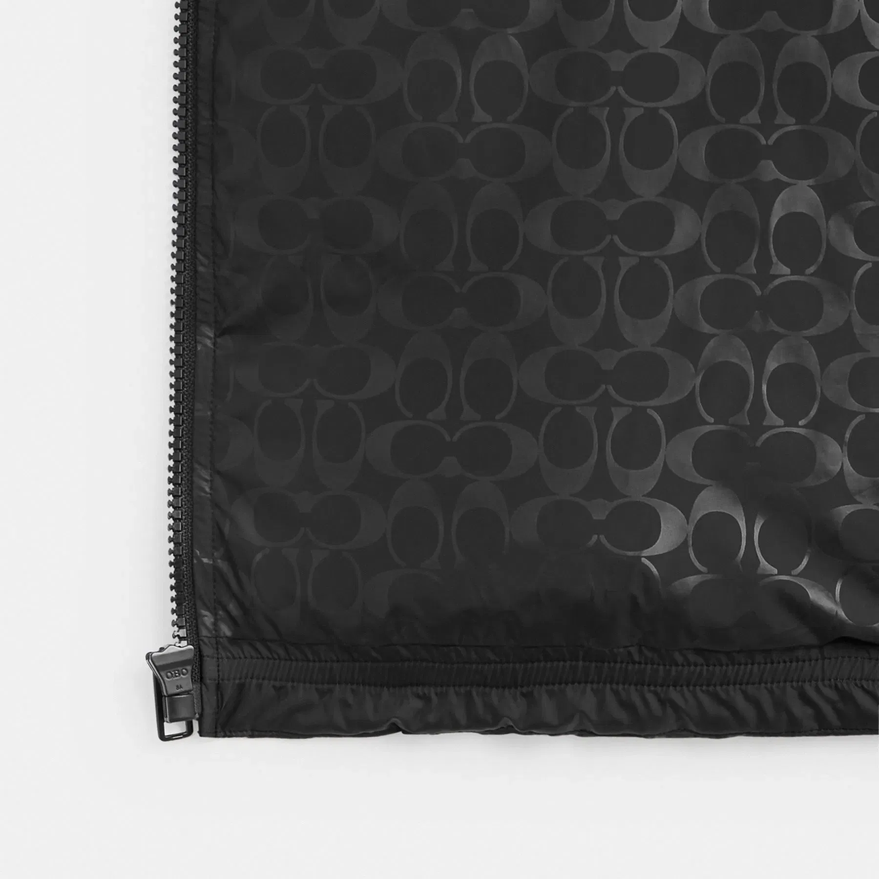 DOWN PUFFER VEST IN RECYCLED POLYESTER Black