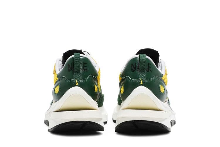 Nike Vaporwaffle Sacai Tour Yellow Stadium Green