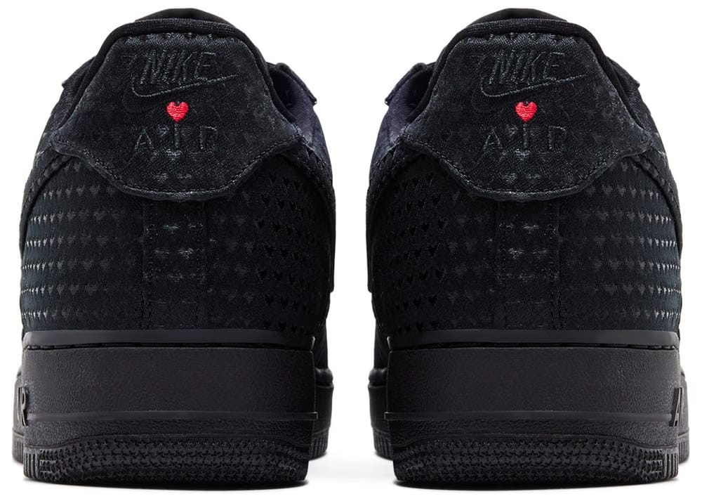 Nike Air Force 1 Low 'Valentine's Day Triple Black' 2026